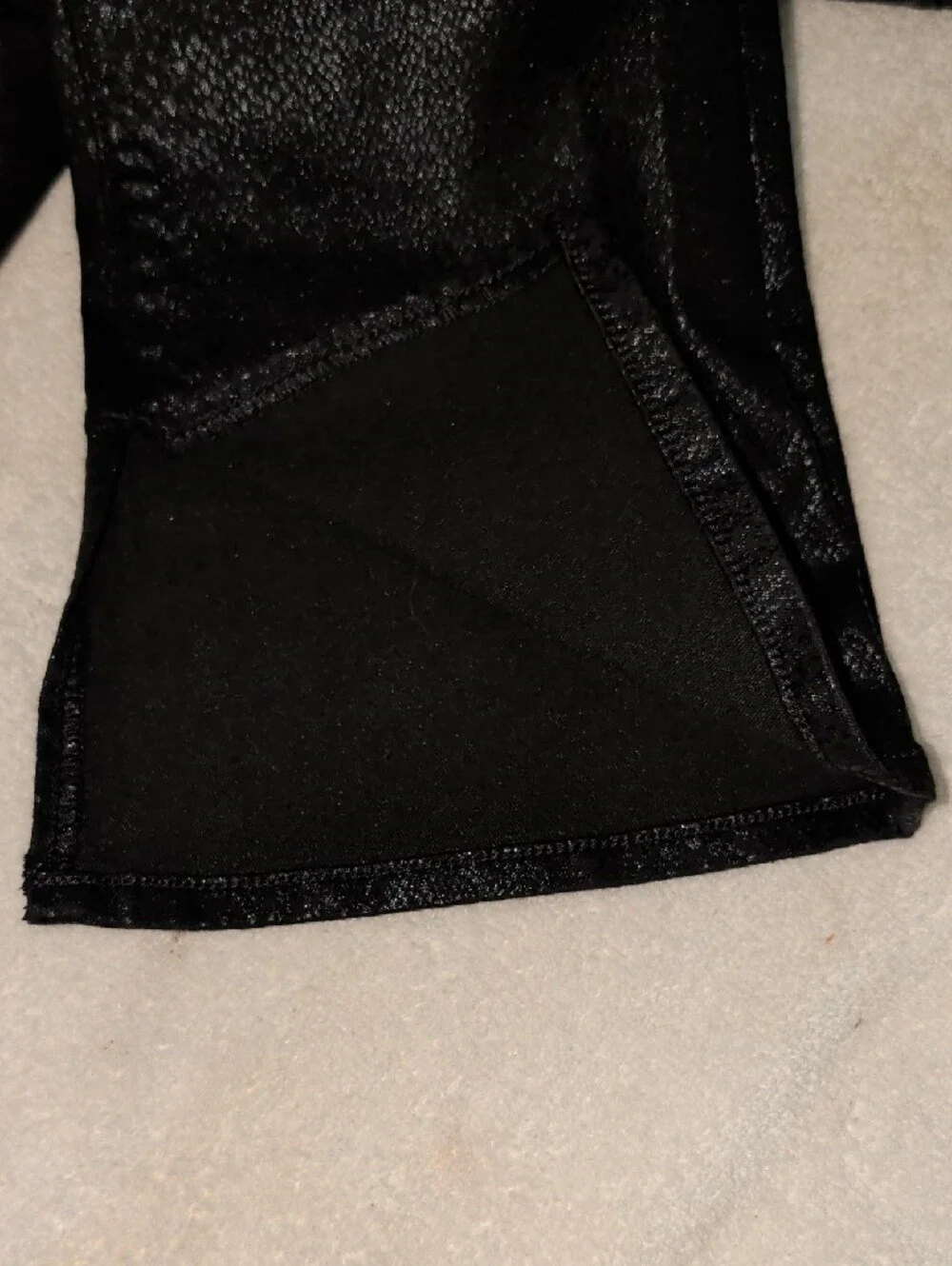Express Embossed Black Snake Skyscraper Mid Rise  Strerchy Skinny Jeans Size 8